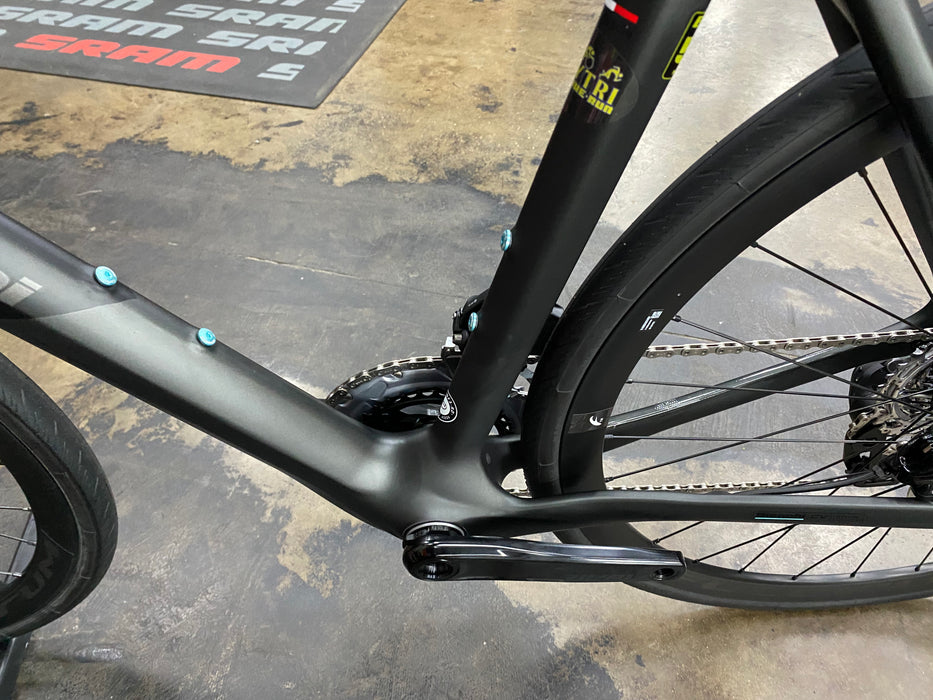 Bianchi Infinito CV Disc SRAM Rival eTap AXS - Soft Black/Black Full Matte