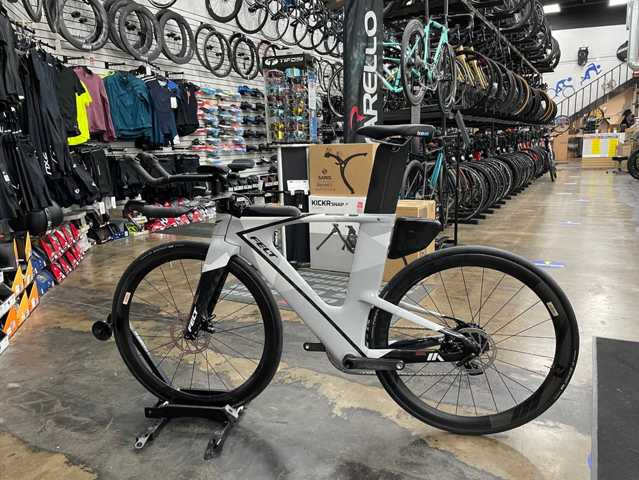 Felt IA Advanced SRAM Force eTap AXS 12sp Carbon Integrated Bars - Cement 2023