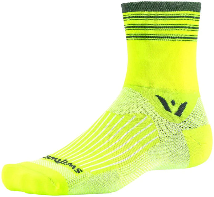Swiftwick Aspire Four (Quarter Crew High) Socks